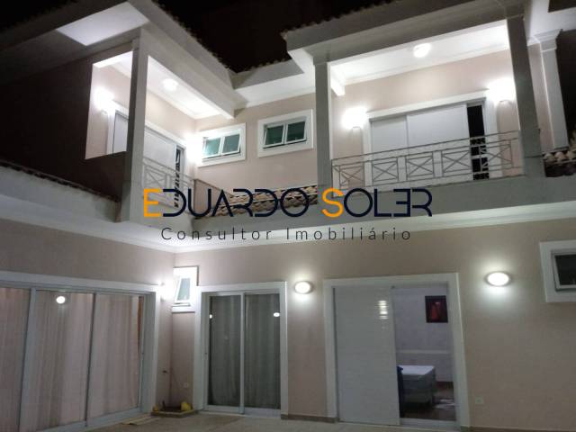 #991 - Casa para Venda em Taubaté - SP - 2